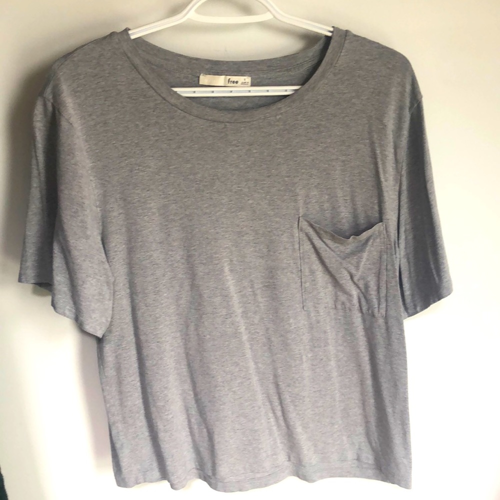 Aritzia Wilfred Free Crop T-shirt (size small)